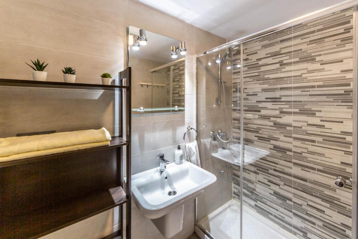 Апартаменты Moderno Y Luminoso Apartamento Фуэнхирола Экстерьер фото